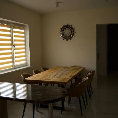 Resttale House *